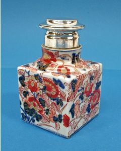 Japans Imari theebus met zilveren dop, 18e eeuw