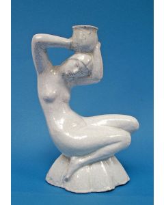 Aardewerk beeld, vrouwenfiguur, ca. 1920/30