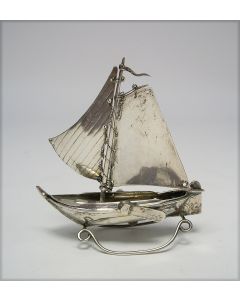 Miniatuur zilveren vissersboot, ca. 1900