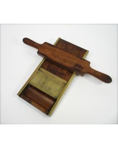 Mahoniehouten pillenplank, 19e eeuw