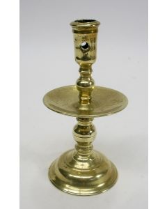Koperen kraagkandelaar, ca. 1700