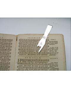 Zilveren bladwijzer, wijzende hand