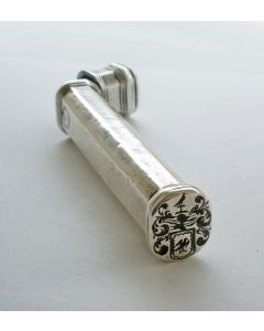 Zilveren knipkoker met het familiewapen Hardewijn, David Reghter, Middelburg, eind 18e eeuw