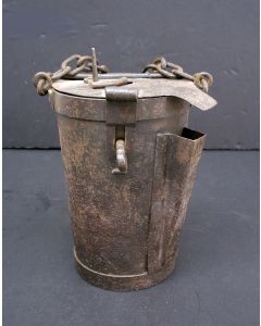 Vetemmertje van de artillerie, om kanonassen te smeren, 18e/19e eeuw