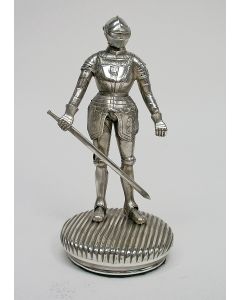 Zilveren beeldje, voorstellend een ridder, G. Reeser, Den Haag 1904