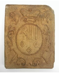 Haardsteen met het wapen van Prins-Bisschop Georges Louis de Berghes, Luik ca. 1730