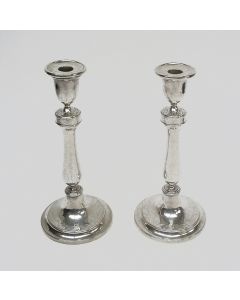 Stel zilveren kandelaars, Frankrijk ca. 1800
