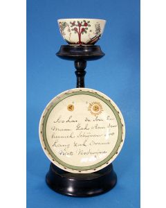 Staffordshire creamware kom en schotel met de voorstelling van Stadhouder Willem V en Wilhelmina van Pruissen en tekst, ca. 1785. 