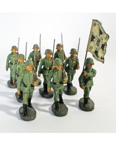 Elastolin figuren, peloton Duitse soldaten met vaandeldrager, ca. 1935.