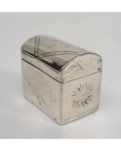 Zilveren lodereindoosje, koffertje, 1822