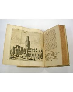 Oudheden en gestichten van Delft en Delfland, mitsgaders van 's Gravenhage, boek met gravures, 1720