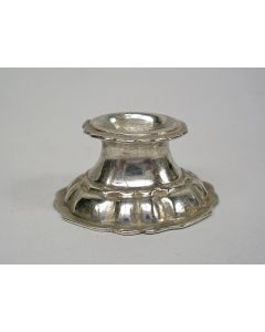 Miniatuur zilveren zoutvat, 17e eeuw