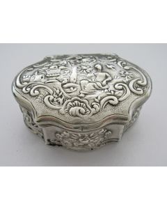 Zilveren snuifdoos, 18e eeuw