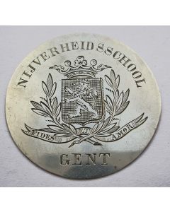 Gegraveerde zilveren prijspenning op naam van Louis van Dalsum, Gent 1876