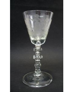 Gegraveerd wijnglas, 'Het welvaaren van de kraamvrau', 18e eeuw